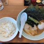 浅間豚骨ラーメン希らく屋 - 