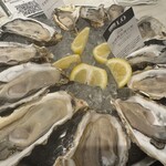 エミット フィッシュバー オイスター&グリル - 