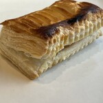 フランスベ－カリー - アップルパイ 220円