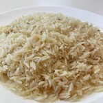 ゴルカ - ガーリックフライドライス。バスマティで大盛。これ500円はお値打ち