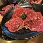 焼肉問屋 牛蔵 - 