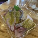 仕出しのあんどう - ぶりぬた   1500円
お店の自家製ぬたがかけてあります