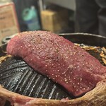 羊肉炭火焼 肉汁屋 - 
