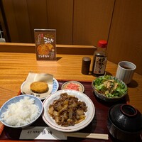 豚捨 KITTE丸の内店 - 