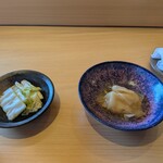 笠聖 - 白菜の漬物も美味い。