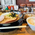 北海道らーめん みそ熊 - 