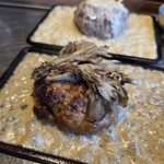 鉄板和食とワイン 萬鉄 - 【季節限定】黒舞茸ハンバーグ
