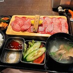 やきにくホルモン 幸心 - 