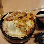かつ半 - かつ丼（アップ）