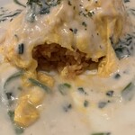 ビルズカフェ - ホワイトソースの中はケチャップライス