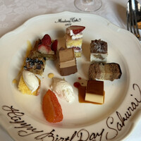 マダム・トキ - 