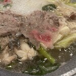 しゃぶしゃぶ すき焼き 食べ放題 和牛と豚 近鉄奈良駅前店 - 