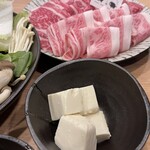 しゃぶしゃぶ すき焼き 食べ放題 和牛と豚 - 