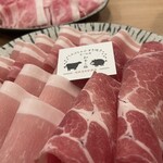 しゃぶしゃぶ すき焼き 食べ放題 和牛と豚 近鉄奈良駅前店 - 