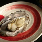 海賊亭 - 蒸しがき　ひん剥いてズーム（2014/11）