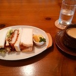 グリーティング - カツサンドとホットコーヒーセット950円