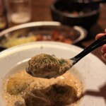 大衆酒場 もんろう - カルボナーラビオリ