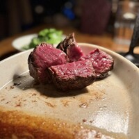 カルネジーオ イースト - 