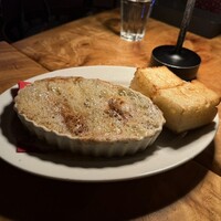 カルネジーオ イースト - 