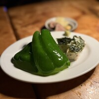 カルネジーオ イースト - 