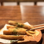 大衆酒場 もんろう - ごぼうの唐揚げ