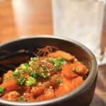 大衆酒場 もんろう - 自家製モツ煮込み