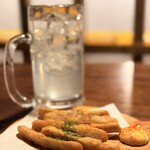 大衆酒場 もんろう - ごぼうの唐揚げ