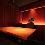 御曹司 きよやす邸 - テーブルタイプの個室。静かに大切なお時間をお使いください。