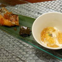 耽美 下村 - 鮭、昆布、湯葉の雲丹餡
