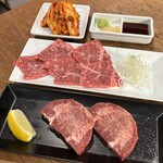 肉のやまもとの焼肉 - 