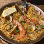 ばる あらら - パスタのパエリア(フィデウア)