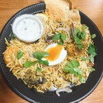 CURRY CHAOS - 追いパクチー&パパダン♪