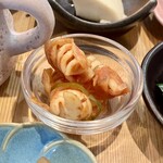 小料理屋 そのへん - そのへんの自然派ワンプレートランチ（小鉢16種）　8.カール（ショートパスタ）トマトソース風味