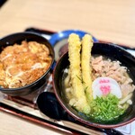 資さんうどん - 料理写真: