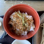 十割そば 谷岡 - ジャコ飯小　300円