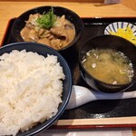 もつ煮込み 中田屋 - もつ煮込み定食