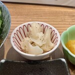 小料理屋 そのへん - そのへんの自然派ワンプレートランチ（小鉢16種）　16.カリフラワー