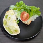バニトイ ベーグル - 豆乳枝豆チーズでサンド