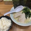 横浜家系ラーメン 魂心家 大阪高槻店