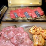 焼肉ウイロー - 