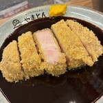 厚切りレアとんかつ やまとん - 