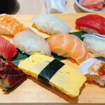 一作鮨 - えび、いか、マグロ、トロ、鯛、サーモン、さより、うなぎ、たまご、サワラ