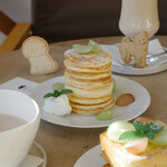 Coffee House Shaker - 