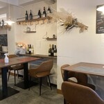 Cafe&Bistro For Yu - オシャレな店内♪