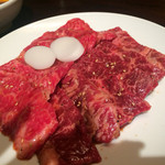 焼肉トラジ - 黒毛和牛生カルビ(￥1230)・ハラミ(￥1030)