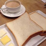 セントル ザ・ベーカリー - 2種類の食パン食べ比べ（バター食べ比べ）
      