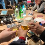 オハコミート - 遅れて来た、満腹さんが到着、再度乾杯！　※満腹さん事前に、遅れるって聞いた割には、早かったなぁ(10分遅れ)とか、思っていたけど、私が30分遅れで、そう感じただけだった　※満腹さんは、40分遅れ