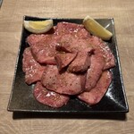 炭火燒肉・內臟 Kociya - タン塩（上）　1,628円×2