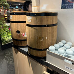 海鮮ブッフェダイニング 銀座八芳 - 