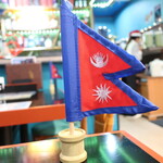 ジャンクション ガール - ネパール国旗（各テーブル）